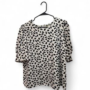 MELLODAY White Top with Black Blouse